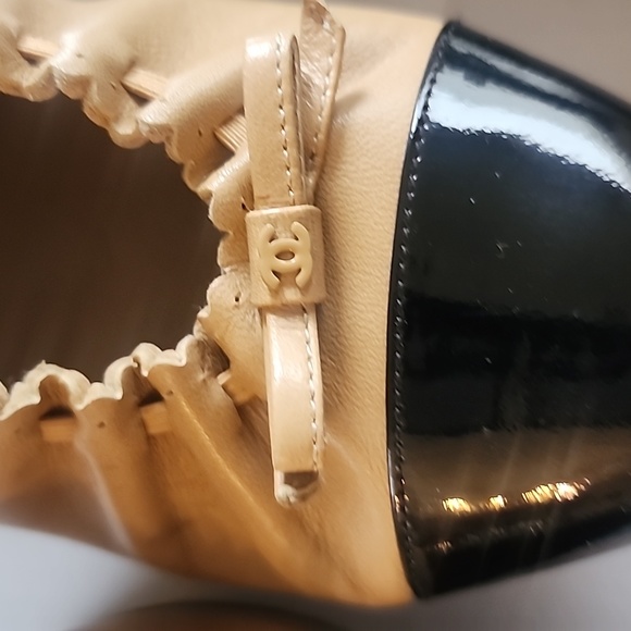 Chanel shoes - Picture 4 of 7